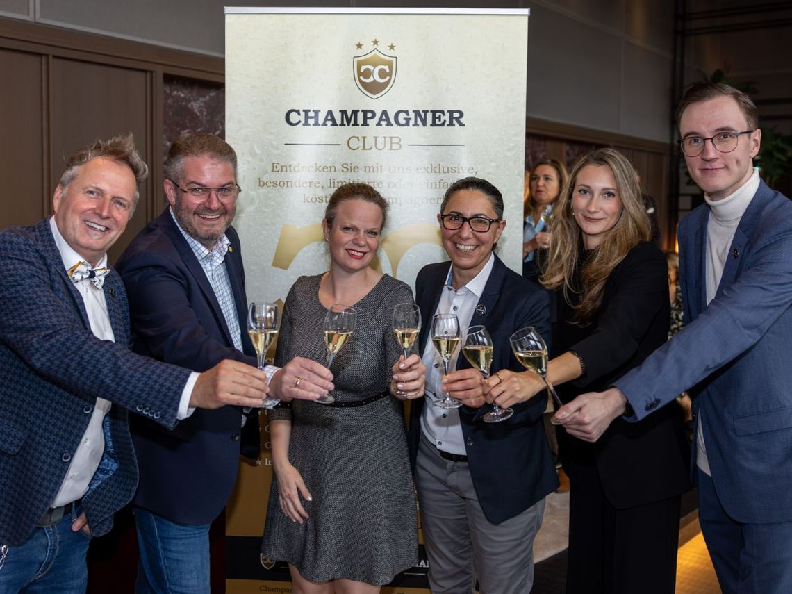 15 High x Champagner Club Festival im ATLANTIC Hotel Heidelberg. Foto: cheesy.photo 15 High x Champagner Club Festival im ATLANTIC Hotel Heidelberg. Foto: cheesy.photo